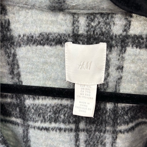 Plaid Button-Up Shacket - Picture 2 of 3